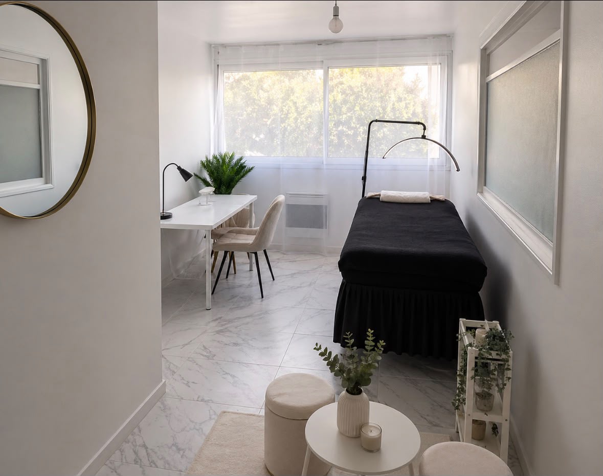 Pièce beauté entièrement meublée — photo 1
